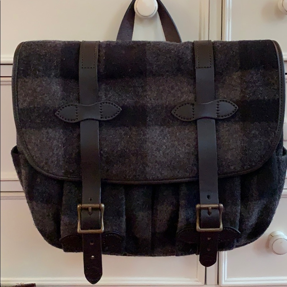 Filson Wool Field Bag